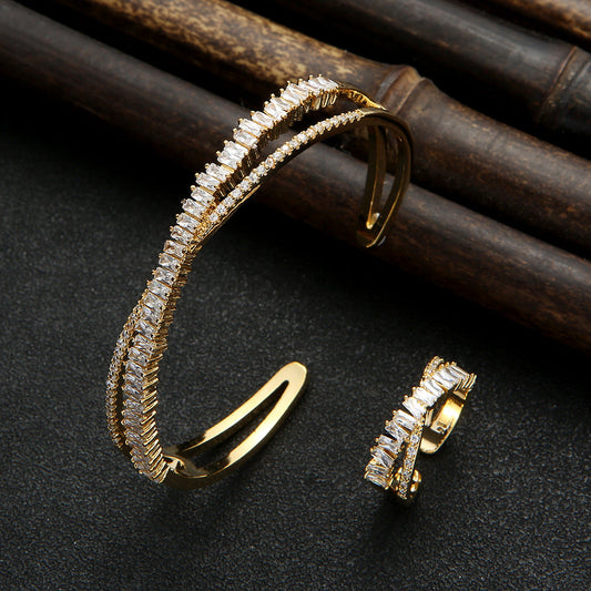 Intertwined Sparkle Jewelry Set